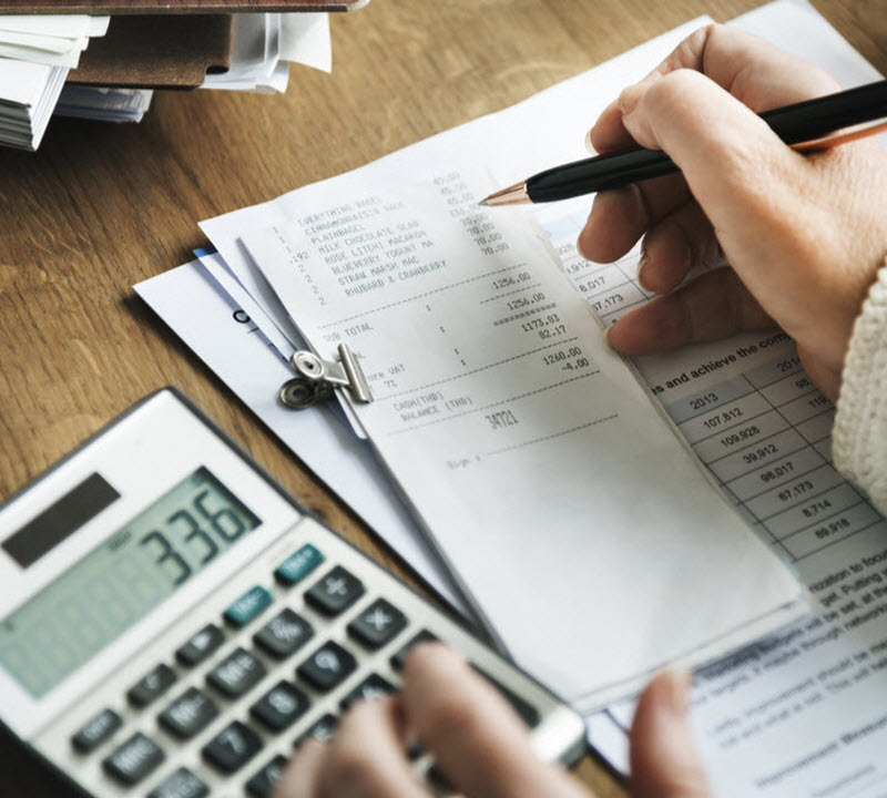 Some signs you might need a bookkeeper